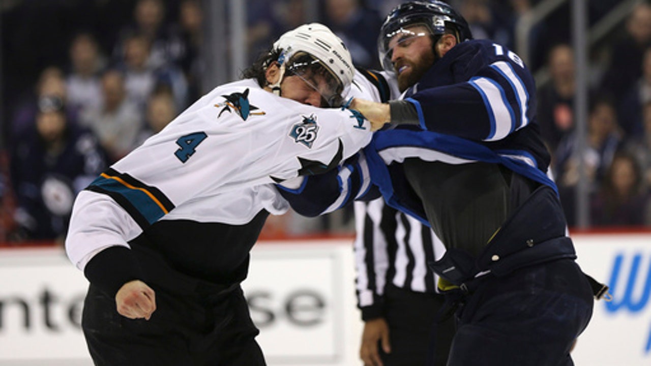 Pavelski, Tierney lead Sharks to 4-1 win over Jets